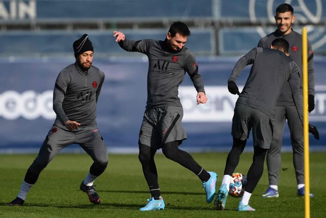 苏群建议重新启用王哲林：他打亚洲球队是一绝